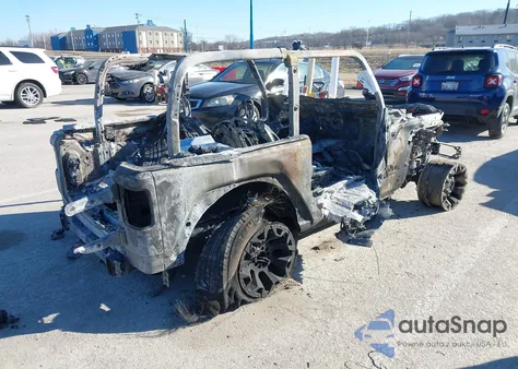 2023 Jeep Wrangler 2-Door Sport S 4X4 z USA, uszkodzony, nr VIN 1C4HJXAG7PW549027